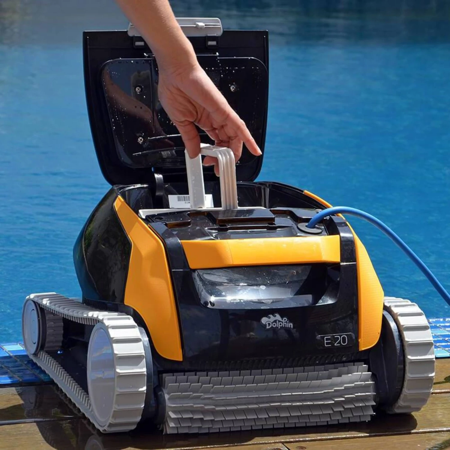 Dolphin E20 Poolroboter 3 Dolphin E20 Poolroboter – Bild 2