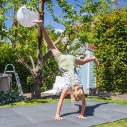 SUMMER FUN Bodenschutzmatten, Grau, 500x500x8mm (8 Stück Im Set = 2qm) -Meyer Poolwelt Bodenschutzmatte grau stibi anwendundsvariante1